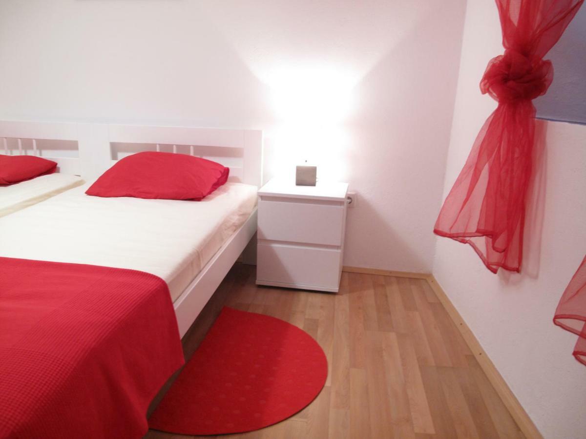 Illy City Centre Apartment ชิเบนิก ภายนอก รูปภาพ
