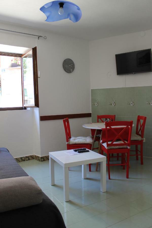 Illy City Centre Apartment ชิเบนิก ภายนอก รูปภาพ